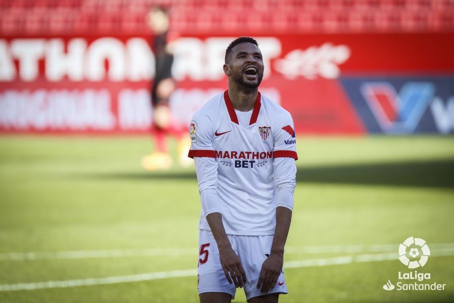 En-Nesyri celebrando un gol con el Sevilla