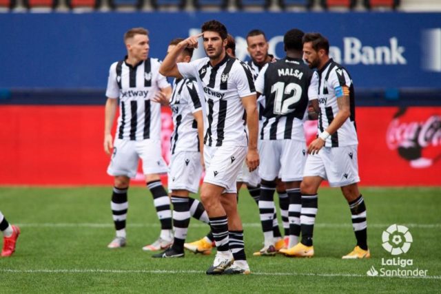 Melero celebra un gol