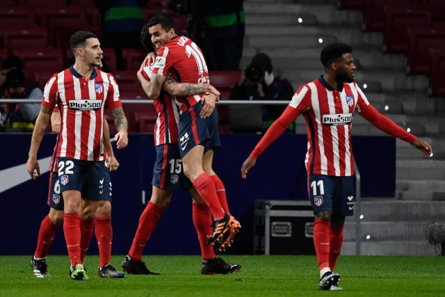 Correa celebra el gol ante el Valencia