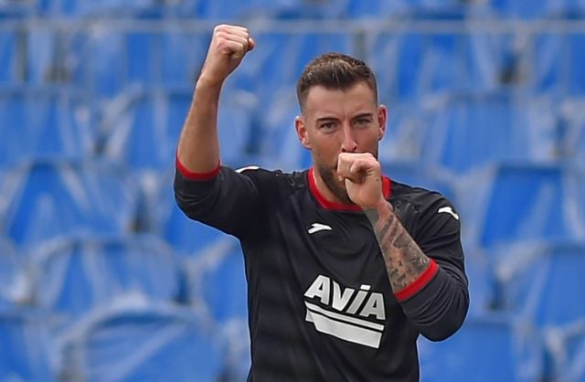 Enrich celebra un gol