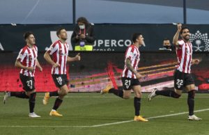 Raúl García celebrando el gol ante el Madrid