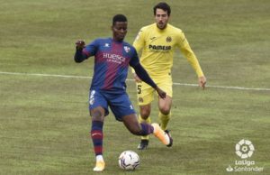 Doumbia con el Huesca