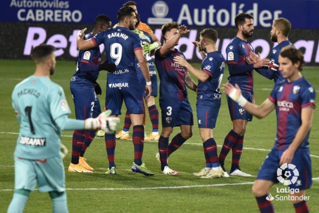 El Huesca celebra un gol