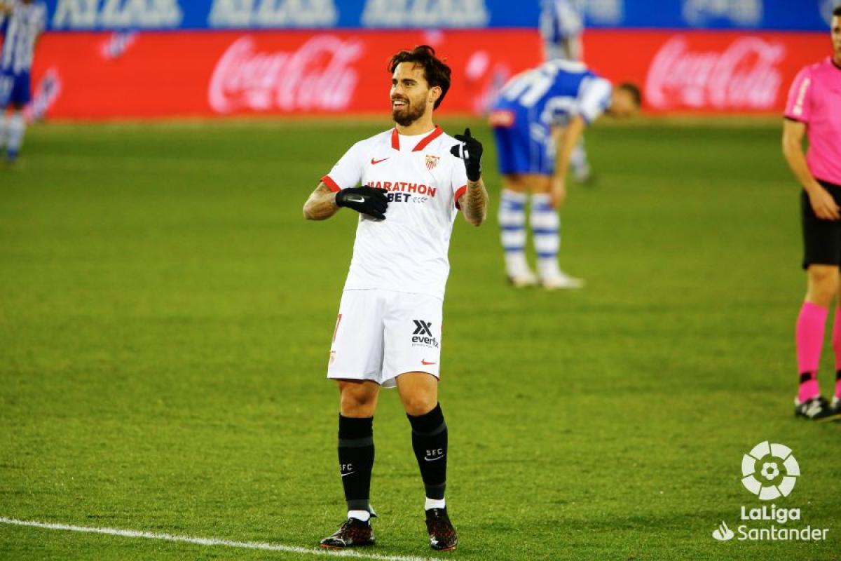 Suso celebra un gol con el Sevilla