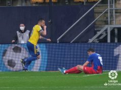 Negredo celebrando un gol con el Cádiz
