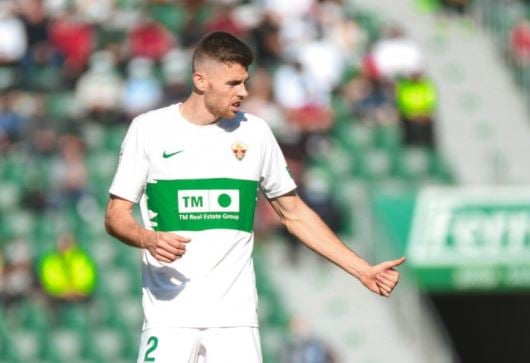 Gumbau, jugador del Elche