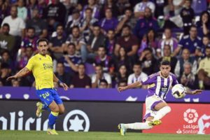 Olaza, competencia para Escudero