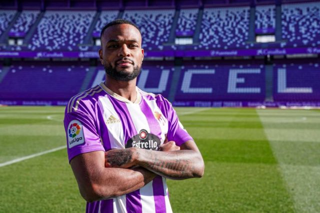 Cyle Larin Real Valladolid Biwenger