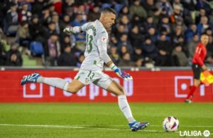 David Soria en un partido de La Liga con el Getafe