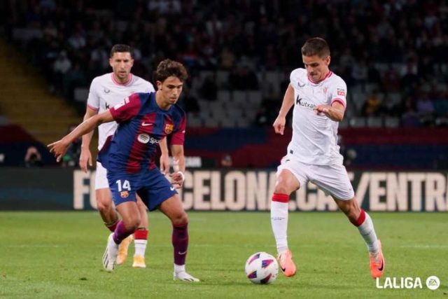 Joao Félix en un partido de Liga con el Barça ante el Athletic Club