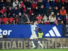 Umar Sadiq celebra un gol con la Real Sociedad en La Liga EA Sports