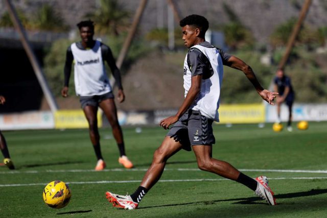 Marvin Park en un entrenamiento con Las Palmas