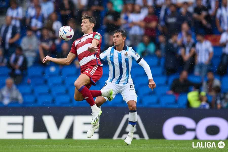 Lucas Boyé en un partido de LaLiga con el Granada CF