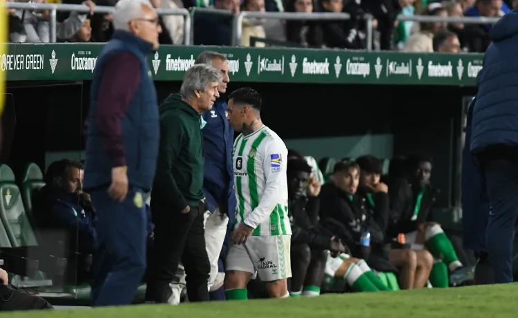 Chimy Ávila, en un partido con el Real Betis