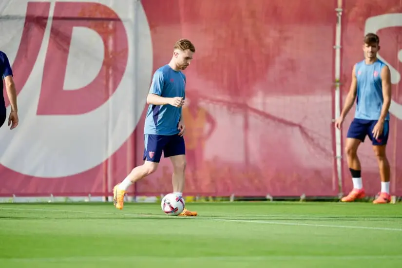 Peque Sevilla FC entrenamiento fantasy