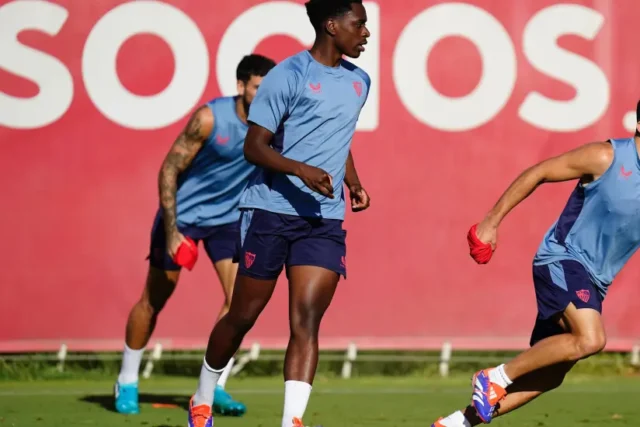 Sambi Lokonga Sevilla LaLiga