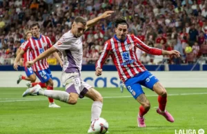 Giménez, en una acción defensiva ante el Girona en LaLiga EA Sports