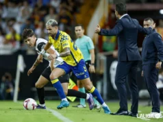 Januzaj regatea en un partido de LaLiga EA Sports