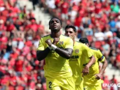 Logan Costa celebra un gol con el Villarreal en LaLiga EA Sports