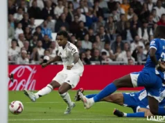 Rodrygo celebra un gol con el Real Madrid para LaLiga EA Sports