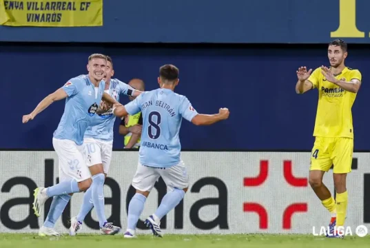 Starfelt celebra un gol con el Celta de Vigo en LaLiga EA Sports