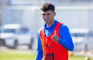 Carles Aleñá, en un entrenamiento con el Alavés tras su fichaje durante el mercado invernal