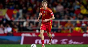 Huijsen, en un partido de la Selección Española