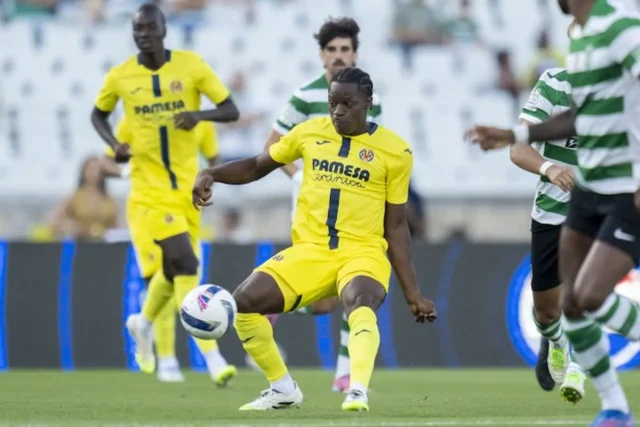 Etta Eyong Villarreal pretemporada 25 Etta Eyong Villarreal pretemporada 25