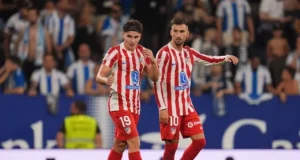 Álex Baena y Julián Álvarez