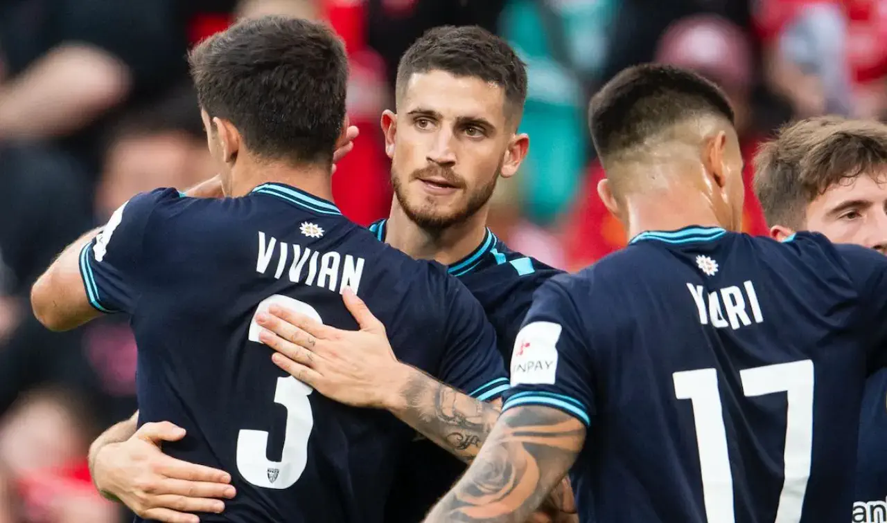 Oihan Sancet Athletic, sustituido por lesión