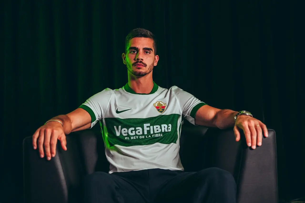 andre silva elche anuncio
