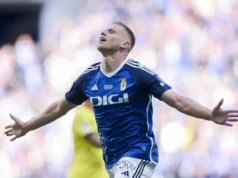 Alemao celebra un gol con el Real Oviedo