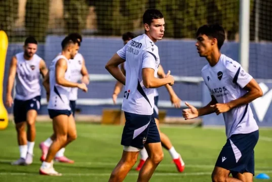 Matías Moreno Levante UD