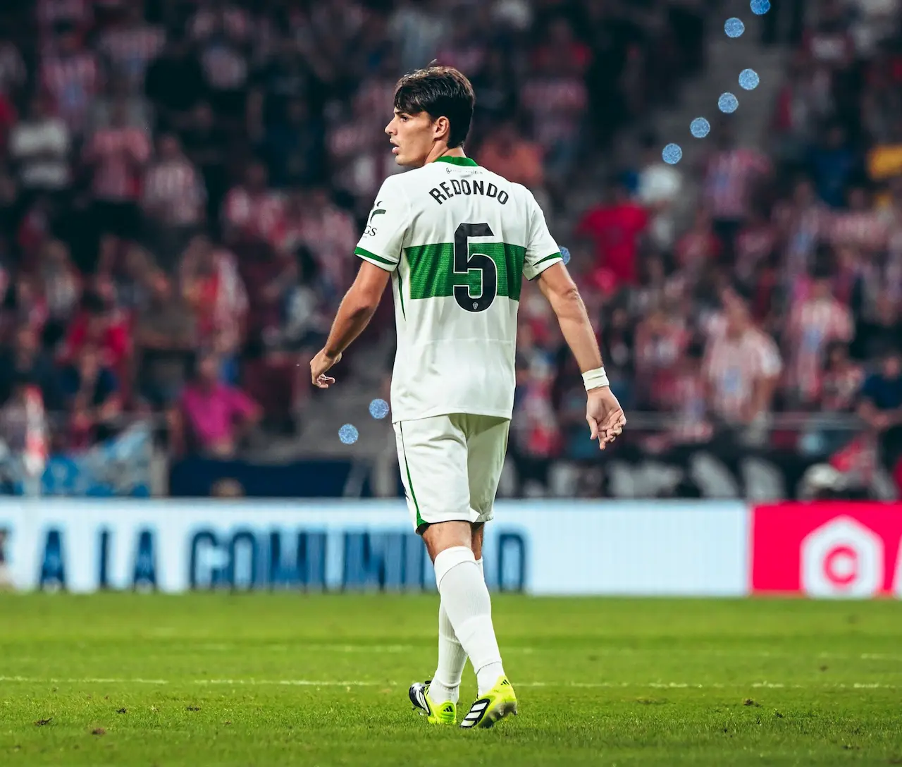 Federico Redondo jugando un partido con el Elche CF