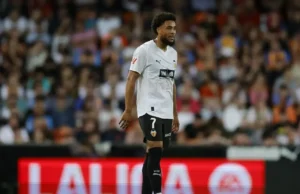 Arnaut Danjuma Valencia