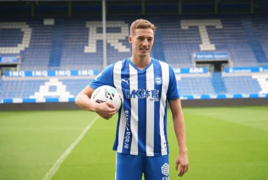 Jon Pacheco Alavés 25 26