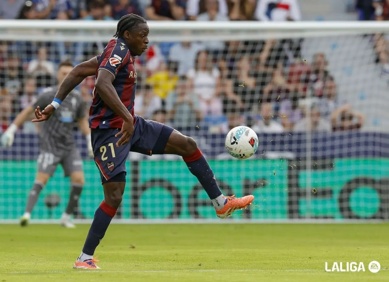 Etta Eyong Levante UD fantasy