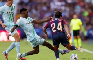 Junior Firpo y Carlos Álvarez LaLiga