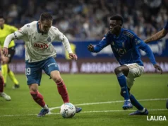 Rahim Alhassane reaparece en el entreno del Real Oviedo Kike García pugna por un balón con Rahim Alhassane en el Real Oviedo - RCD Espanyol de la temporada fantasy 25/26