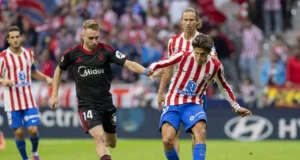 Peque y Giuliano Simeone en el Atlético de Madrid - Sevilla de la temporada fantasy 25 26