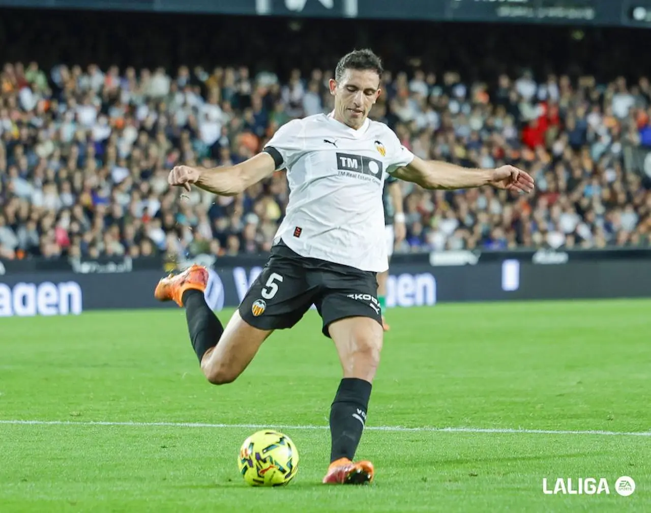 César Tárrega Valencia Fantasy 25 26