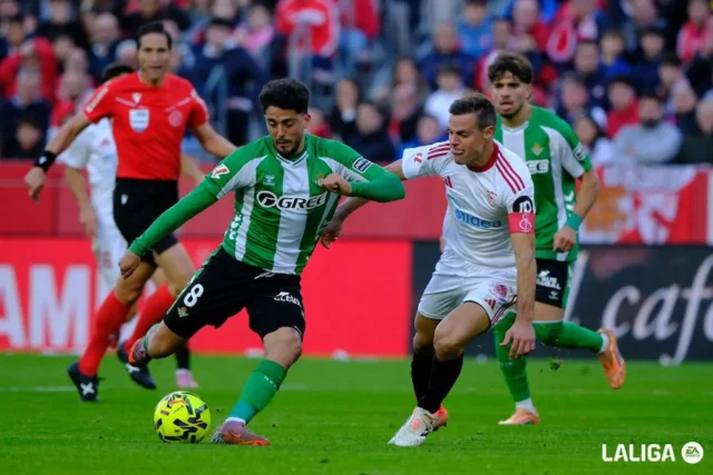 Fornlas Azpilicueta fantasy 25 26 Pablo Fornals César Azpilicueta Sevilla Betis 25 26 Fantasy