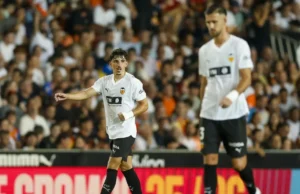 Diego López Valencia Fantasy 25 26