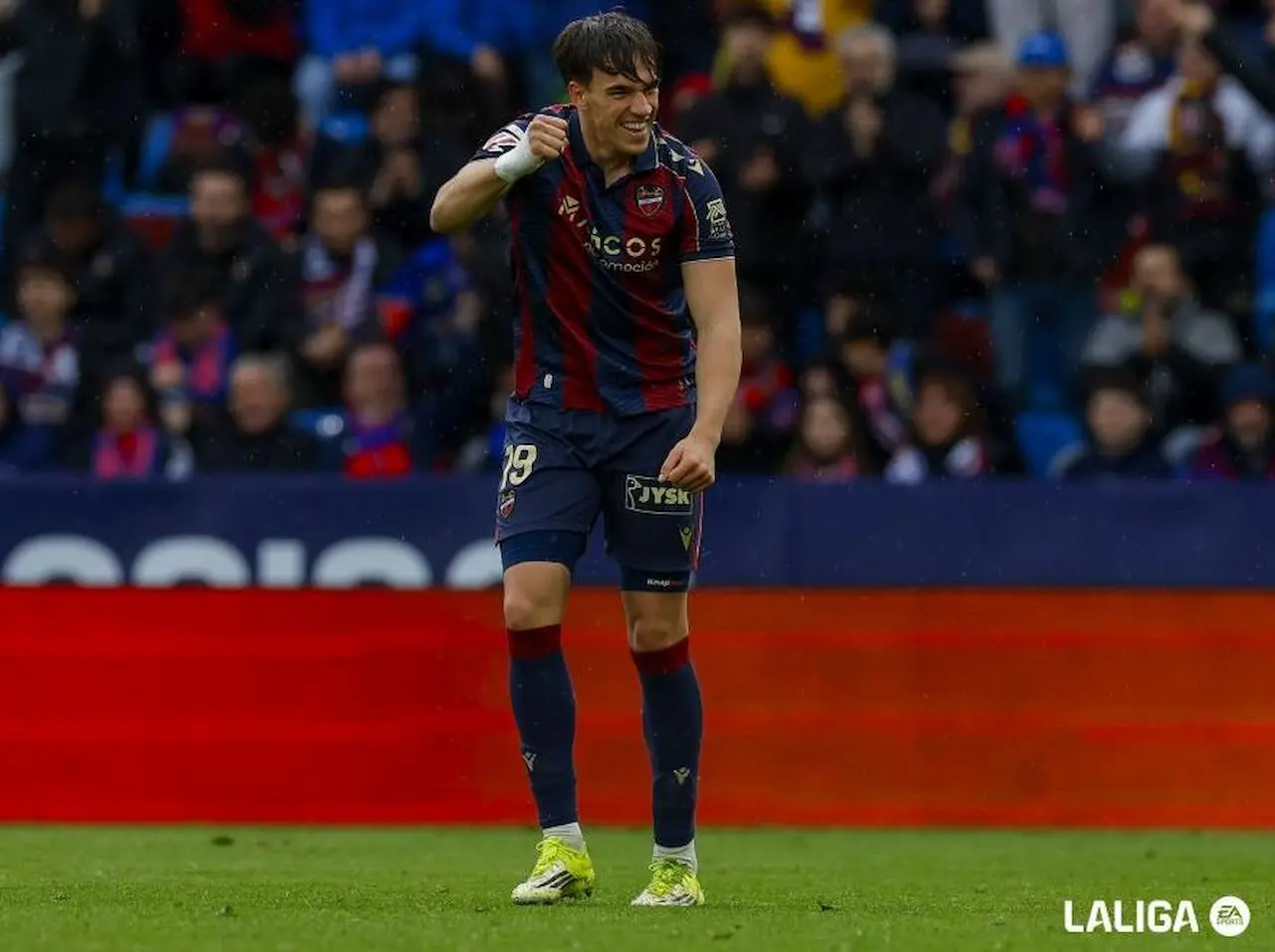 Carlos Espí Levante UD fantasy