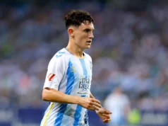 Aarón Ochoa aparece en el entrenamiento del Málaga y toca balón Aarón Ochoa Málaga CF fantasy