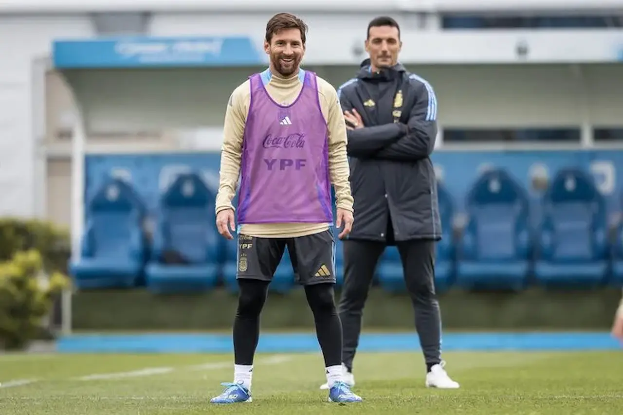 Scaloni y Messi Argentina Mundial