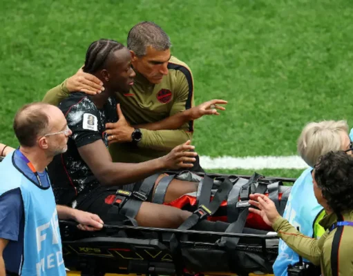 Ismaël Koné sufre una fractura de tibia y dice adiós al Mundial Ismaël Koné Canadá