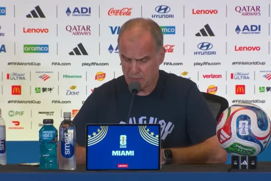 Marcelo Bielsa rueda de prensa Uruguay