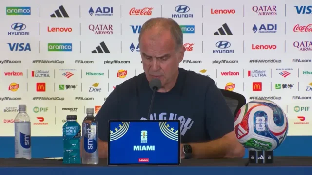 Marcelo Bielsa rueda de prensa Uruguay Marcelo Bielsa rueda de prensa Uruguay
