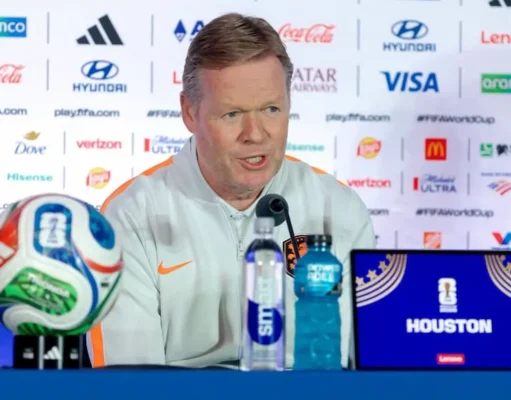 Koeman explica el estado de Gakpo antes de enfrentarse a Marruecos Ronald Koeman Países Bajos rueda de prensa